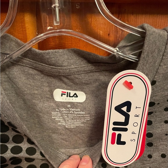 Fila athletic women’s t-shirt size medium. New with tags - Picture 3 of 3